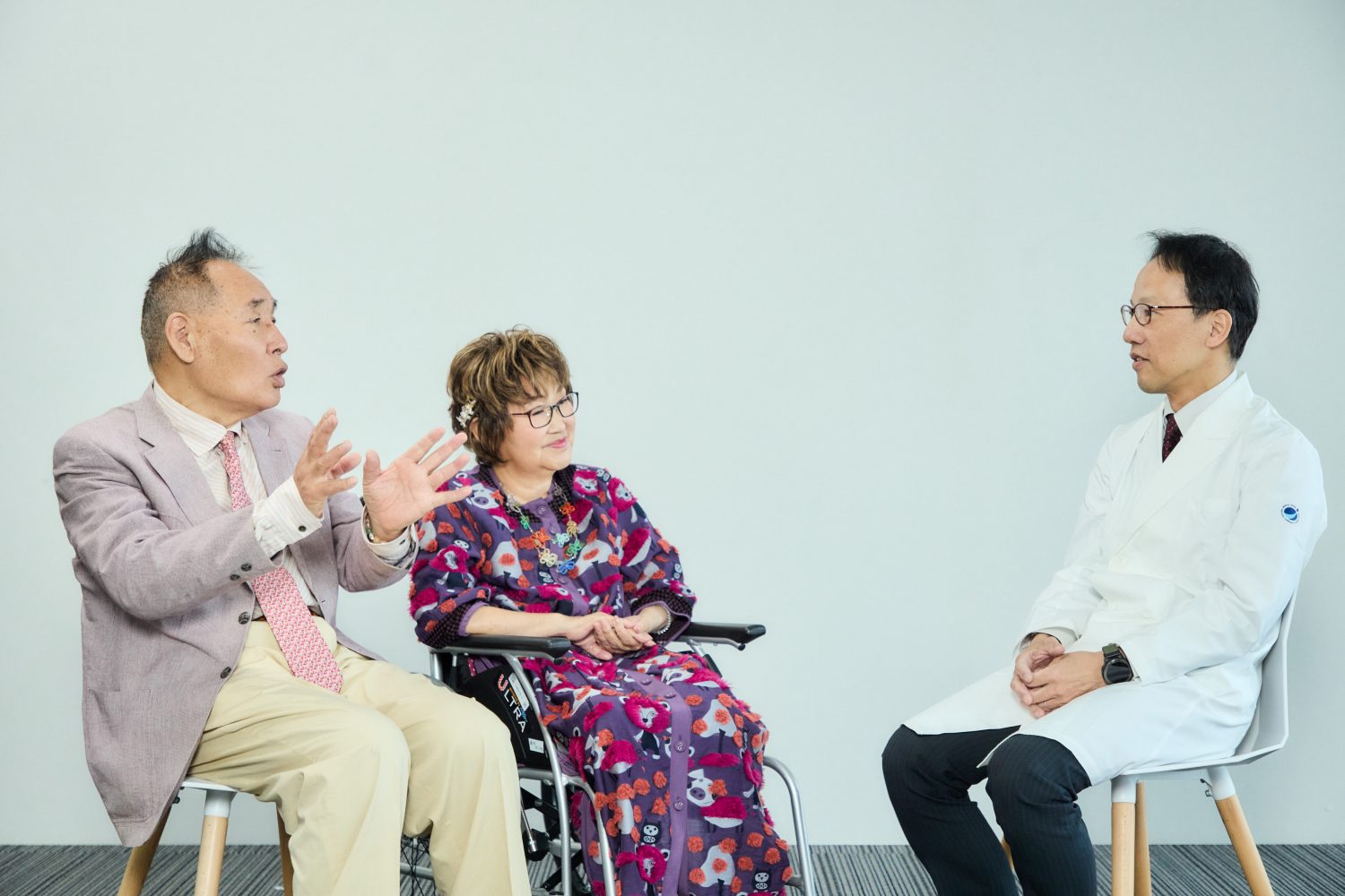 「ただの腰痛だと思っていたのに」多発性骨髄腫と診断されるまでの経緯