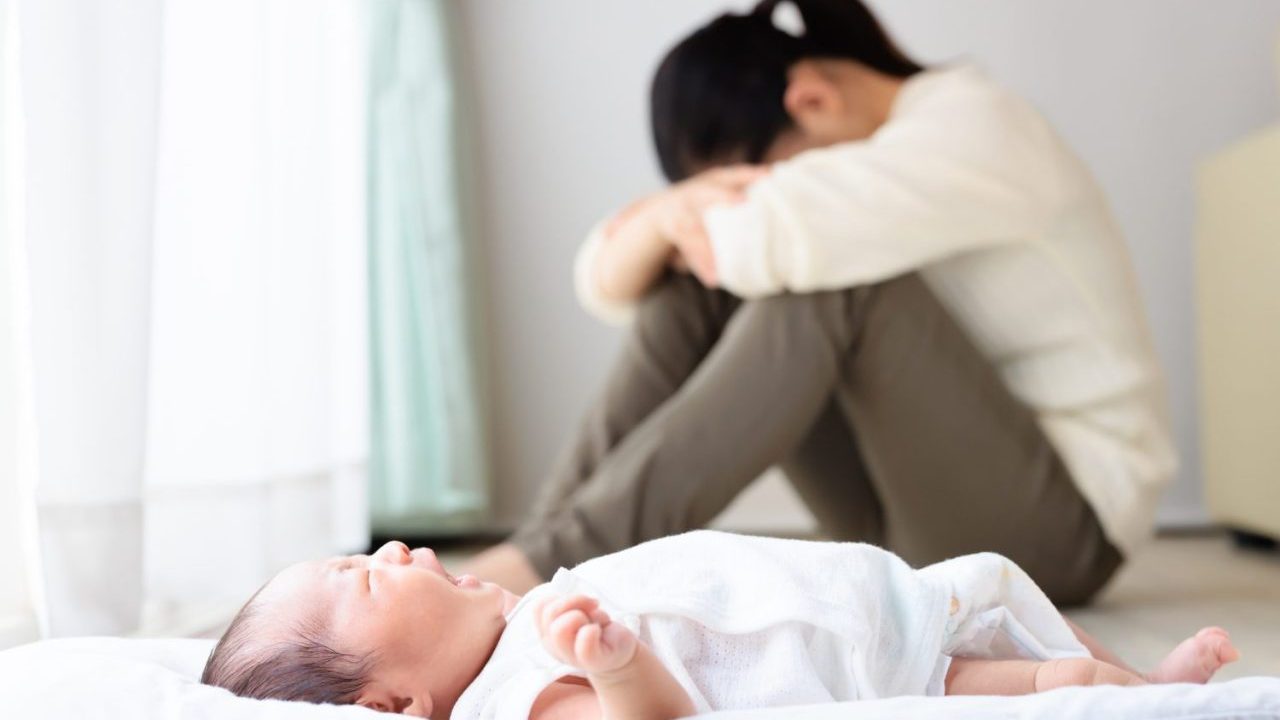 産後うつの初期症状で見逃されやすいサイン。「赤ちゃんがかわいくない」と感じる前に受診を【パートナーも必見】