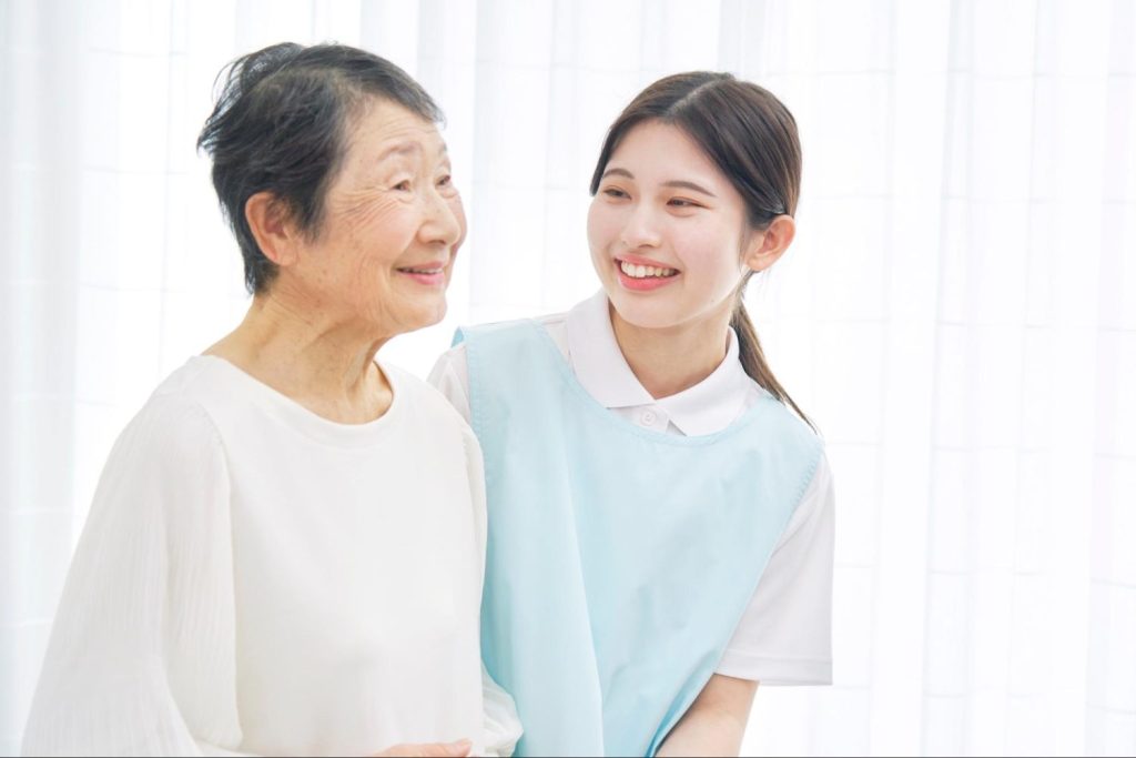 認知症の方向けの施設とは？入居できる施設の種類と選び方のポイントを解説
