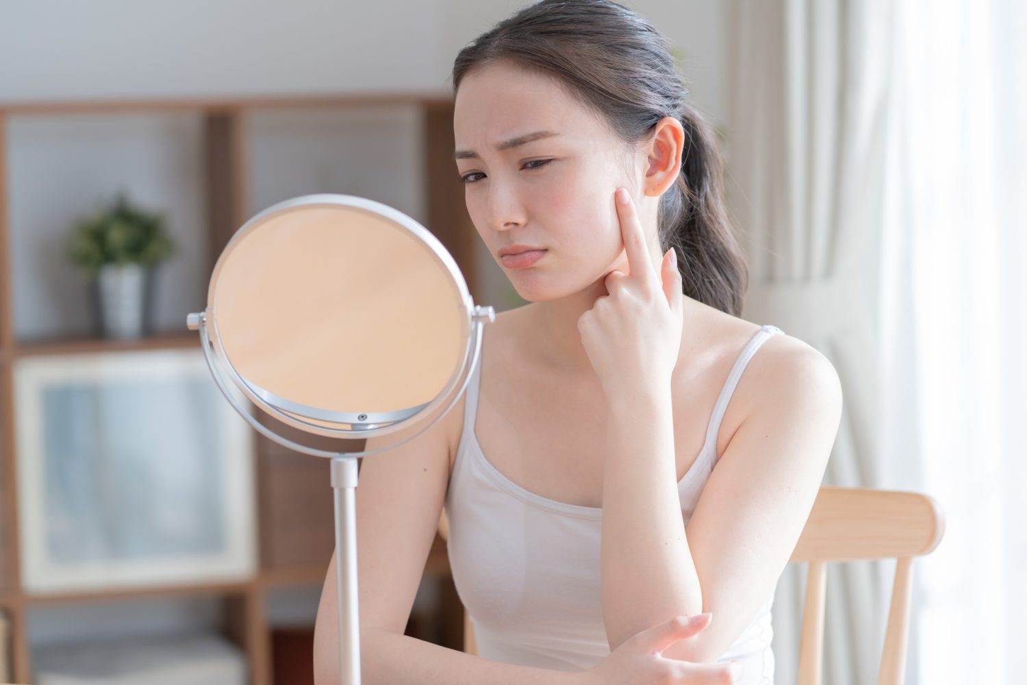 花粉症で肌荒れが起きるメカニズムと症状の特徴