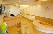 よしかわこどもクリニック詳細写真1