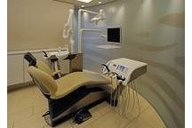 ウエマツ歯科医院詳細写真1