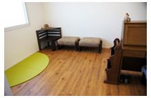 子ども心と育ちのクリニック詳細写真2