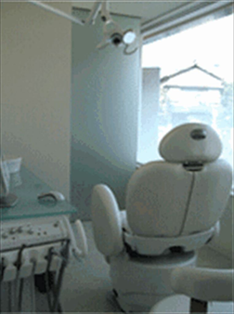 じんデンタルクリニック詳細写真2