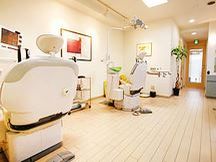 とし歯科クリニック　矯正歯科・小児歯科詳細写真3