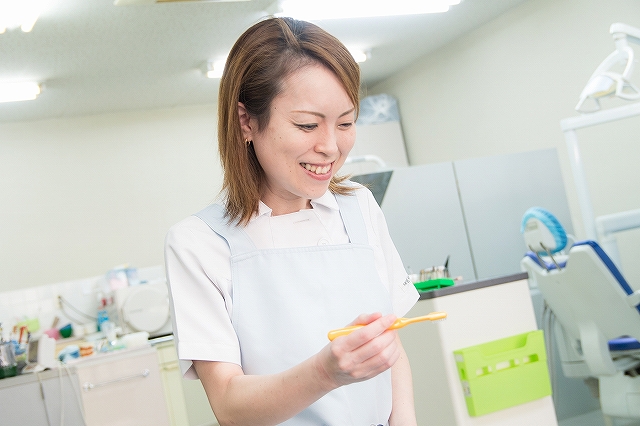 南越谷ツルヤ歯科医院