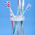 予防歯科ではセルフケアともに重要なプロケアと検査